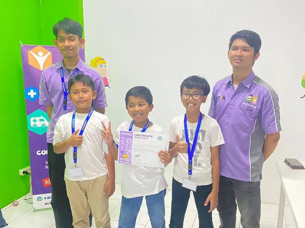 Elementary Team Wins Best Perform at Codeavour Bali